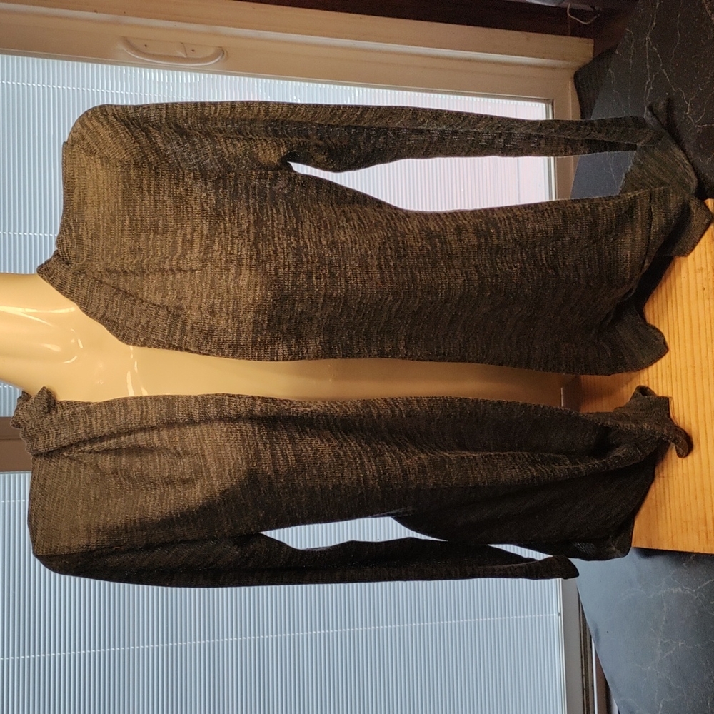 Style 101 cardigan